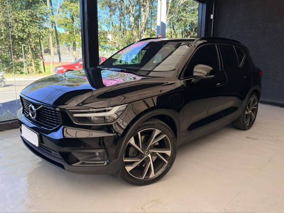 VOLVO XC40 2.0 T5 GASOLINA R-DESIGN AWD GEARTRONIC VOLVO XC40 2.0 T5 GASOLINA R-DESIGN AWD GEARTRONIC